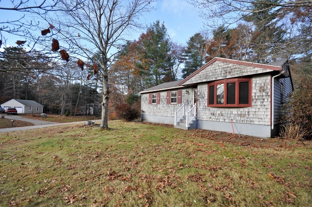 47 Big Rock Ln, Hanson, MA 02341